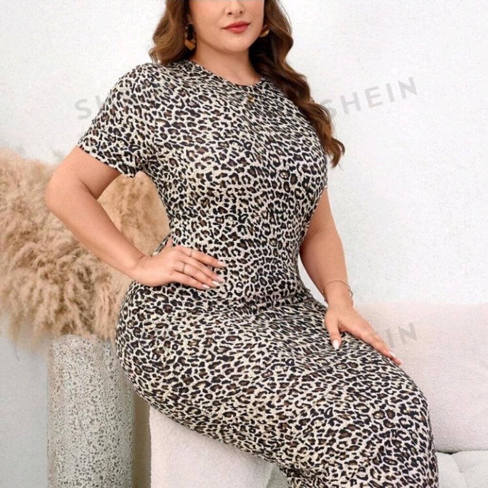 Clasi Plus Size Women's Leopard Print Bodycon Midi Dress